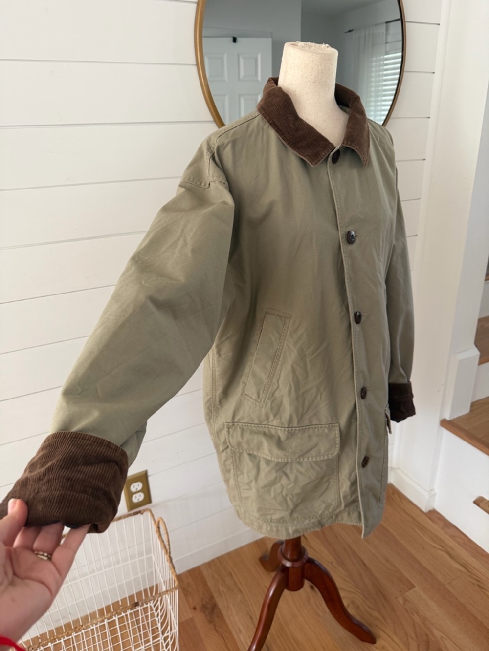 L.L. Bean Men's Tan Field Jacket with Brown corduroy Collar -Large - Picture 10 of 11
